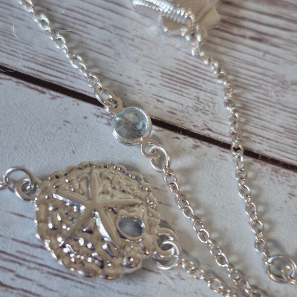 NWT XL Long Silver Seashell Charm Necklace - Picture 5 of 10